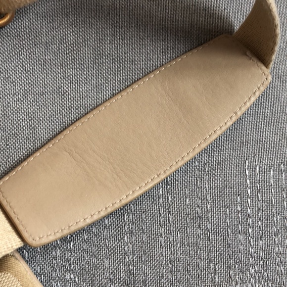 Coach Crossbody - Picture 4 of 11